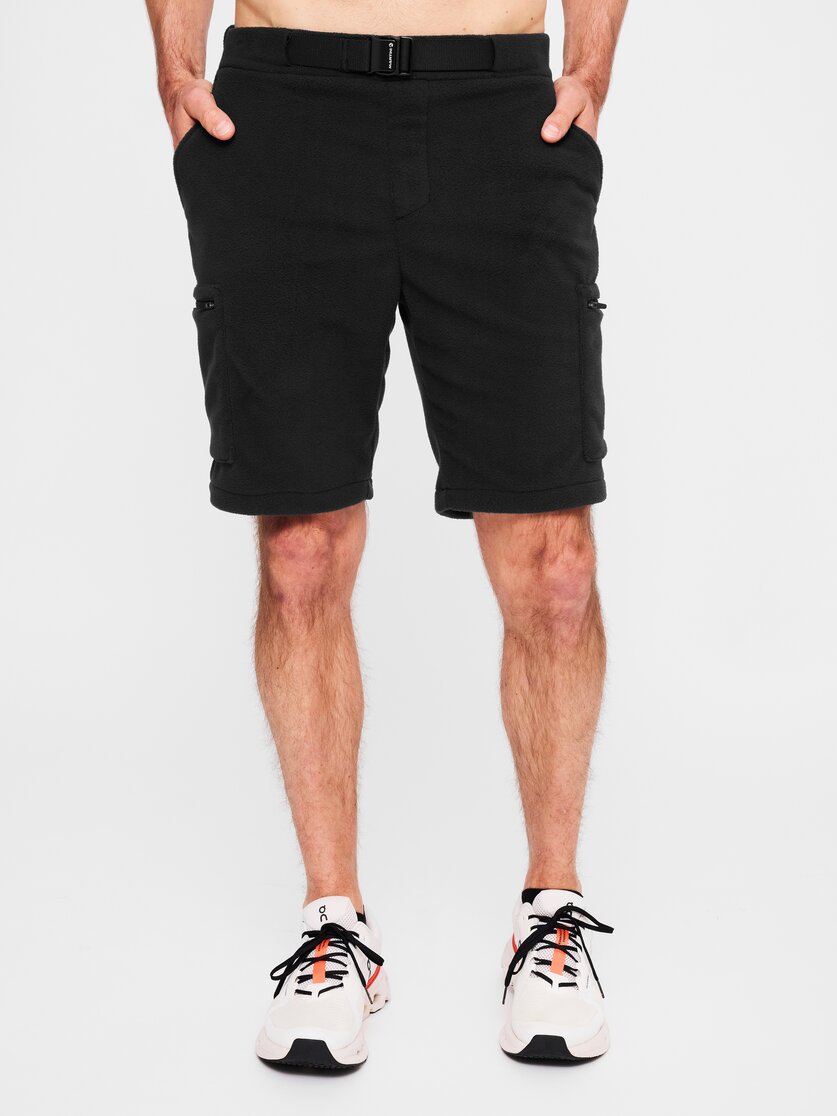 Martini Sportswear - Recharge Fleece Shorts Uni - Pile in black - vista frontale modello - Unisex