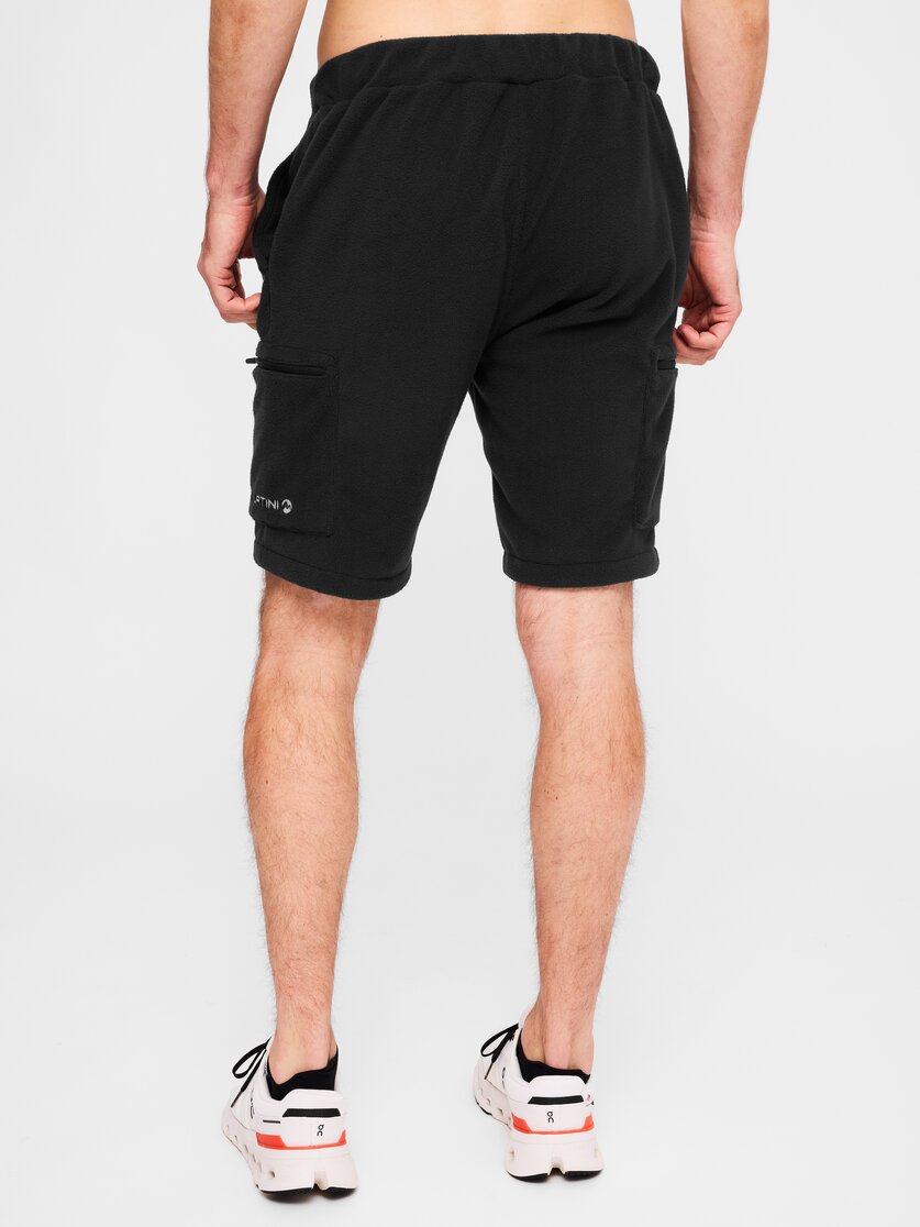 Martini Sportswear - Recharge Fleece Shorts Uni - Pile in black - vista laterale modello - Unisex