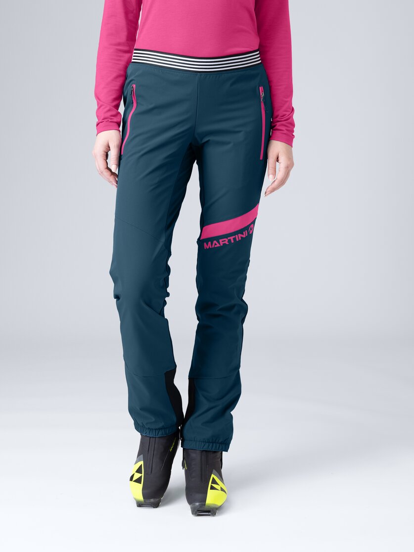 Martini Sportswear - Wildtrack Pants W - Lange Hosen in mosstone-black - Vorderansicht Model - Damen