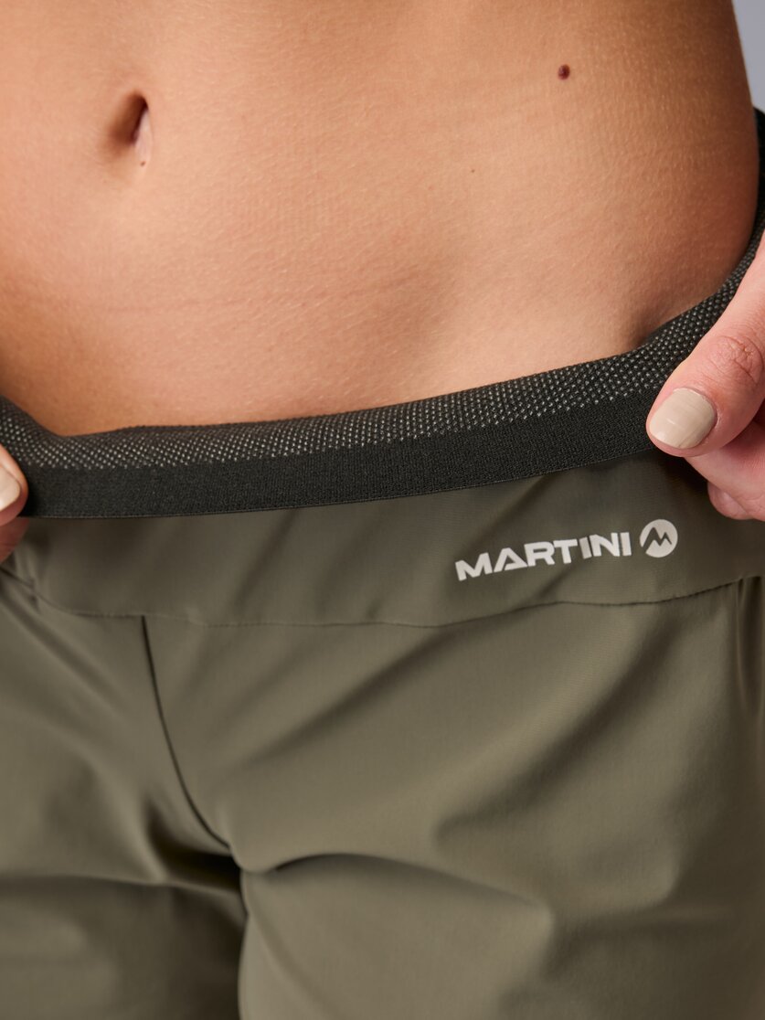 Martini Sportswear - Trektech Shorts W - Kurze Hosen in black-white - Detail 3 - Damen