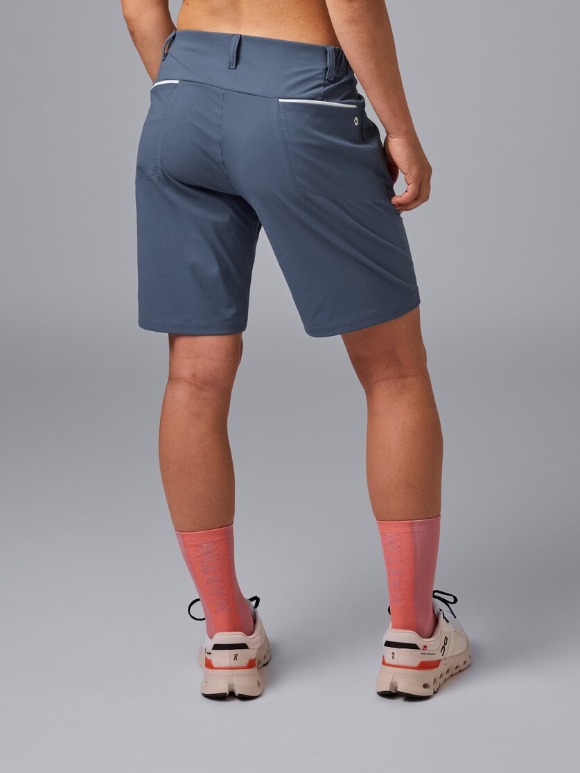 Martini Sportswear - Via Shorts W - Shorts in black - rear view model - Women