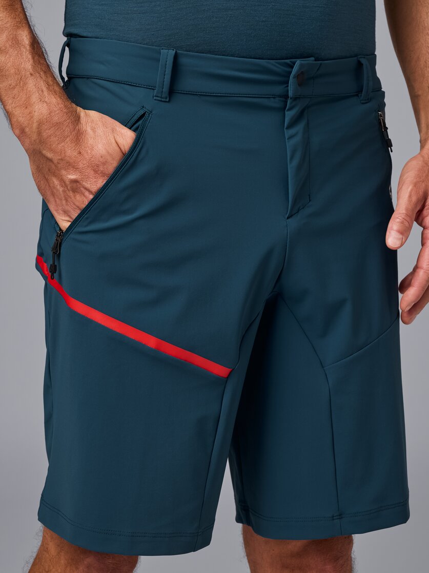 Martini Sportswear - Highventure Shorts M - Shorts in black-white - Detail 1 - Men