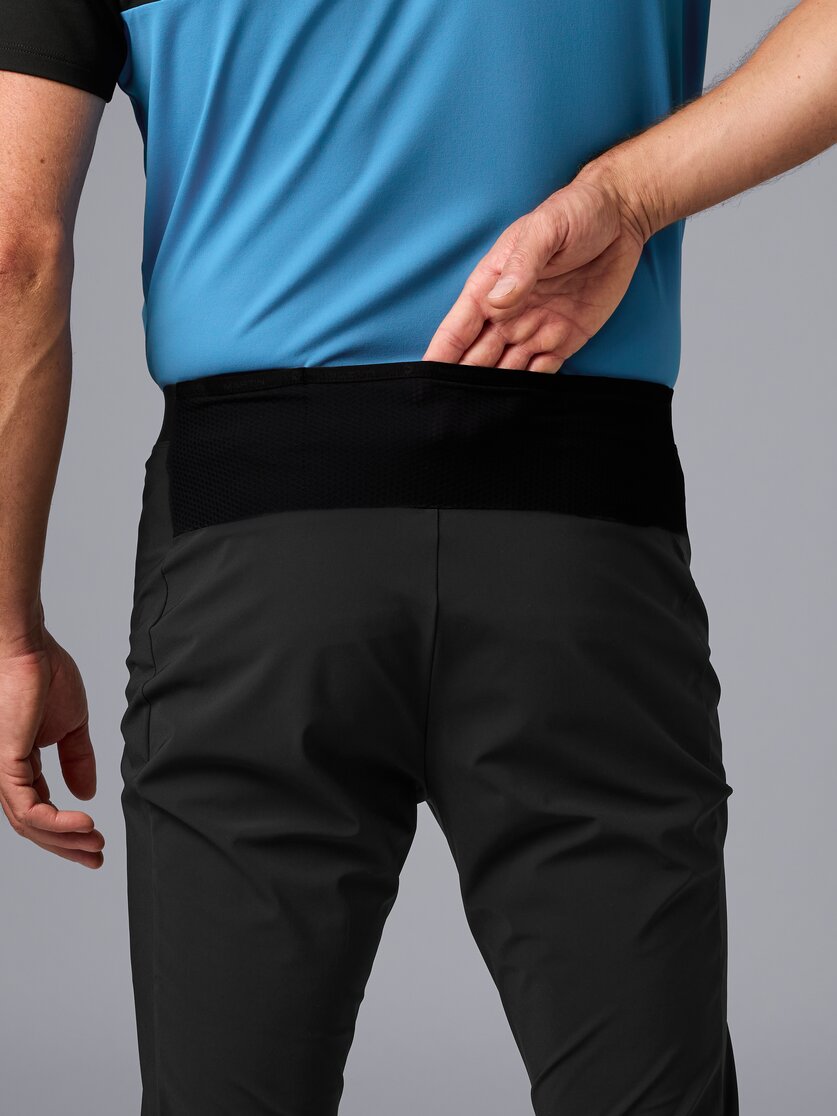 Martini Sportswear - Pacemaker Capri Pants M - Dreiviertel Hose in black - Detail 5 - Herren
