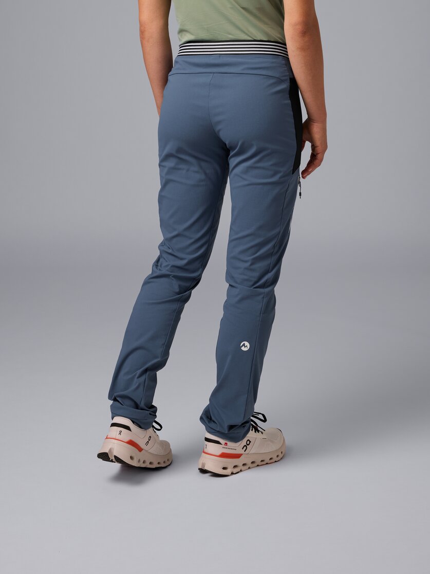Martini Sportswear - Pacemaker Pants W - Lange Hosen in black - Rückansicht Model - Damen