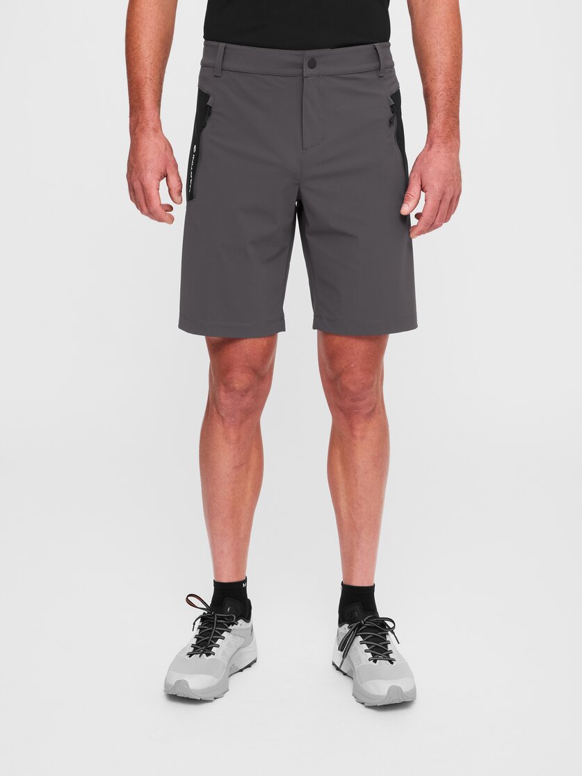 Martini Sportswear - Alpmate Hill Shorts M - Shorts in seaport-black - front view model - Men