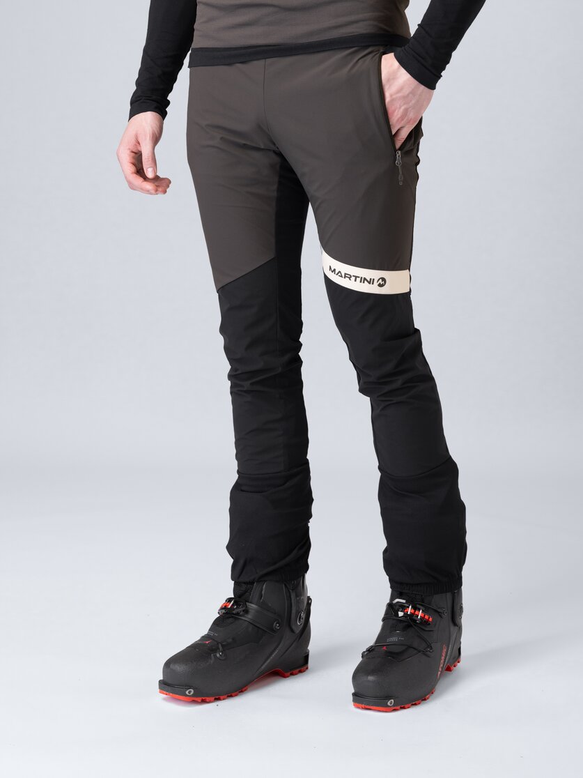 Martini Sportswear - Glint Pants Uni - Lange Hosen in black-fairy tale - Vorderansicht Model - Unisex
