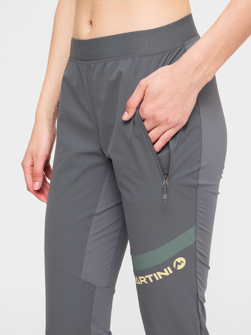Martini Sportswear - Wildtrack Pants W - Pantaloni lunghi in dark blue-true navy - Dettaglio 1 - Donna