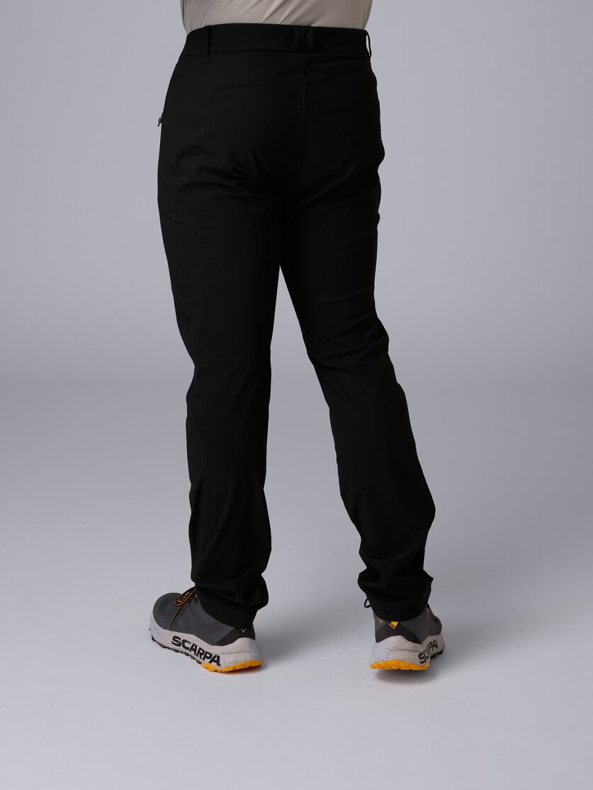 Martini Sportswear - Hillclimb Pants M - Lange Hosen in black - Rückansicht Model - Herren