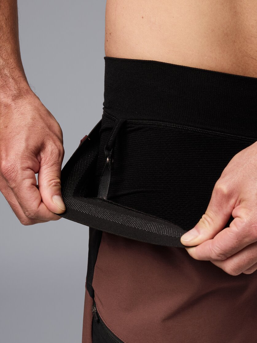 Martini Sportswear - Flowtrail Clip In Shorts M - Kurze Hosen in black - Detail 2 - Herren