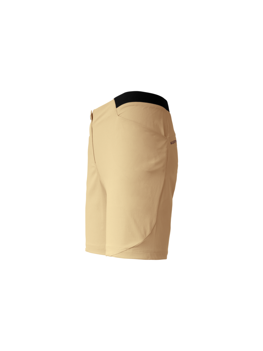 Martini Sportswear - Alpmate Summit Shorts W - Shorts in sandstone-clay - side view - Women