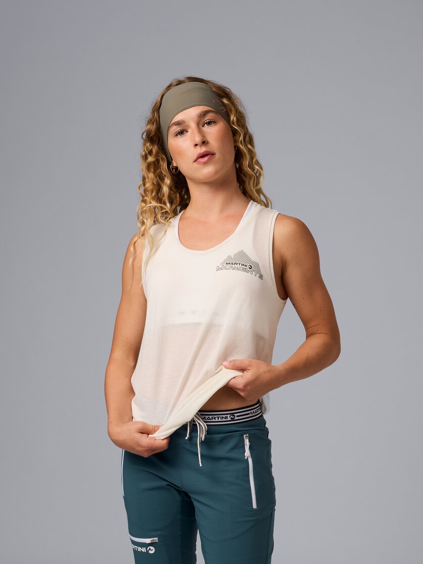 Martini Sportswear - Via Sleeveless Shirt W - Tops in white - front view model - Women