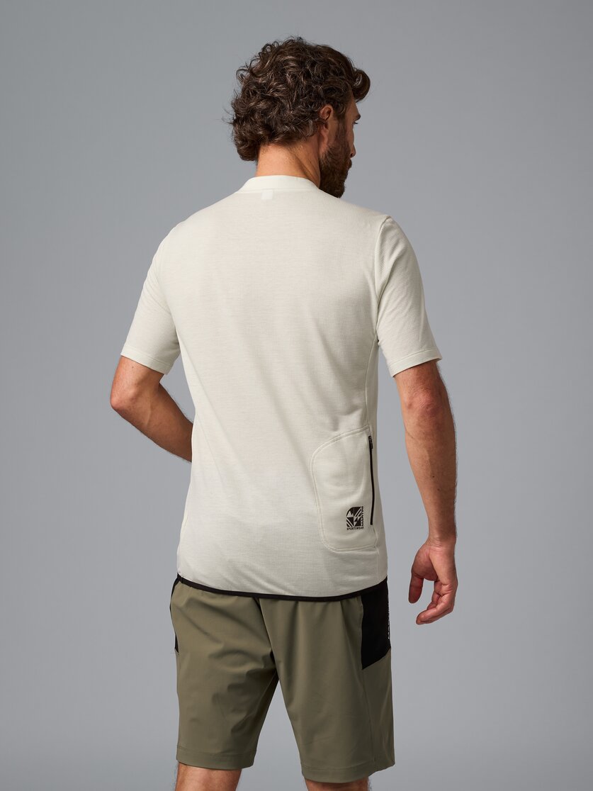 Martini Sportswear - Flowtrail Halfzip Shirt M - T-Shirts in tendril-black - Rückansicht Model - Herren