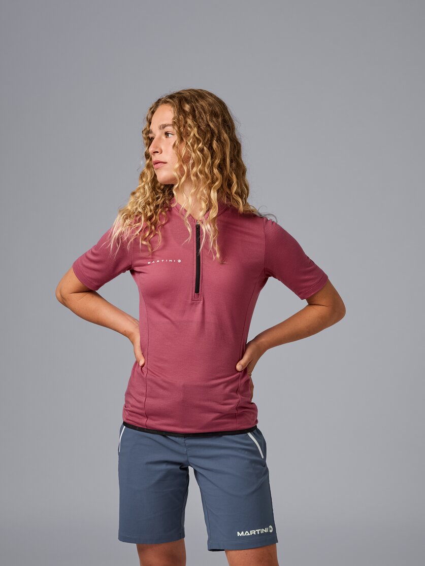 Martini Sportswear - Flowtrail Halfzip Shirt W - T-Shirts in black - Vorderansicht Model - Damen