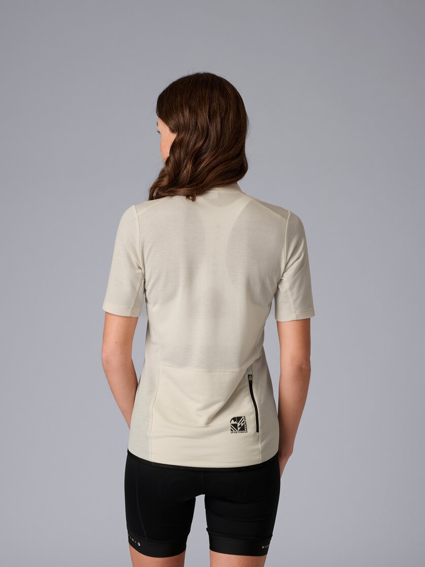 Martini Sportswear - Flowtrail Zip Shirt W - T-Shirts in black - Rückansicht Model - Damen