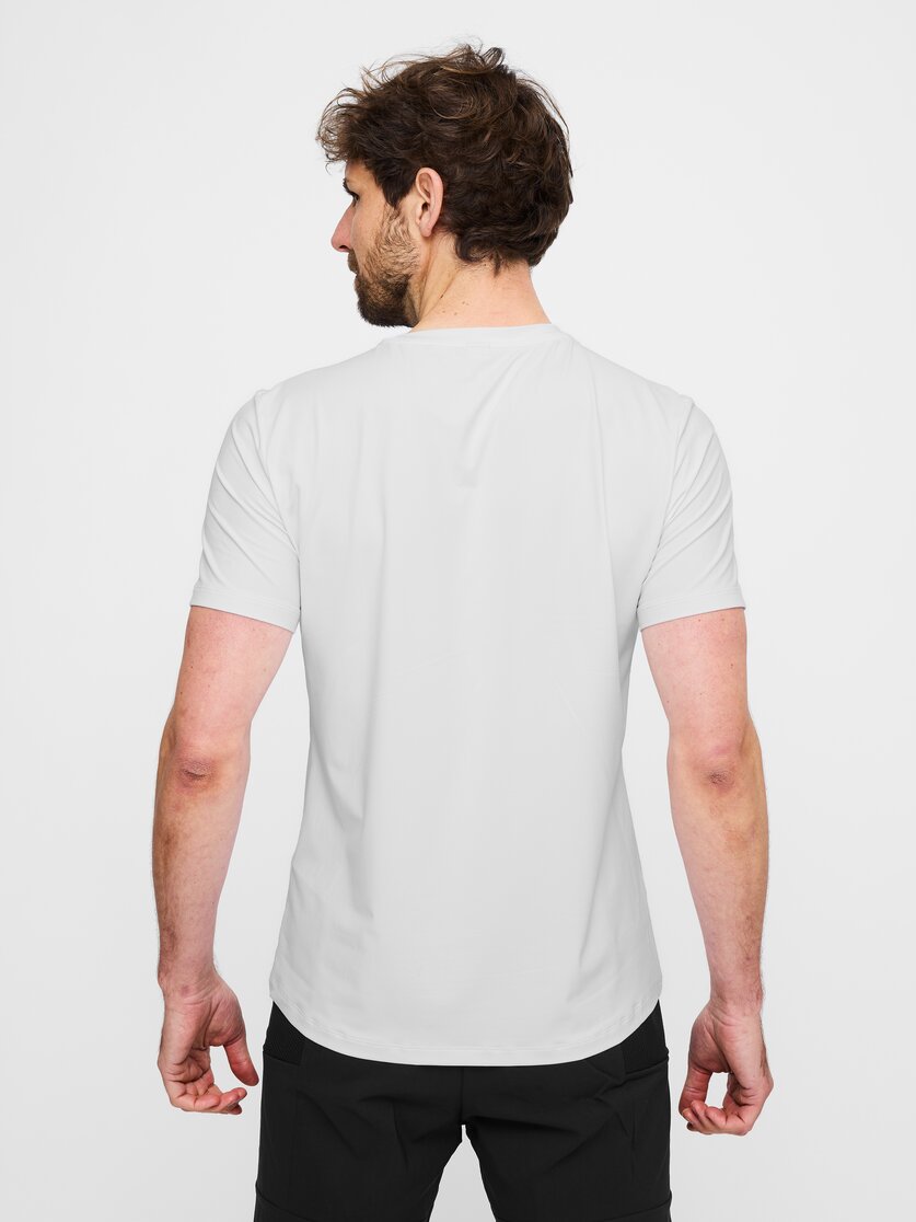Martini Sportswear - Pacemaker Shirt M - T-Shirts in white - Rückansicht Model - Herren