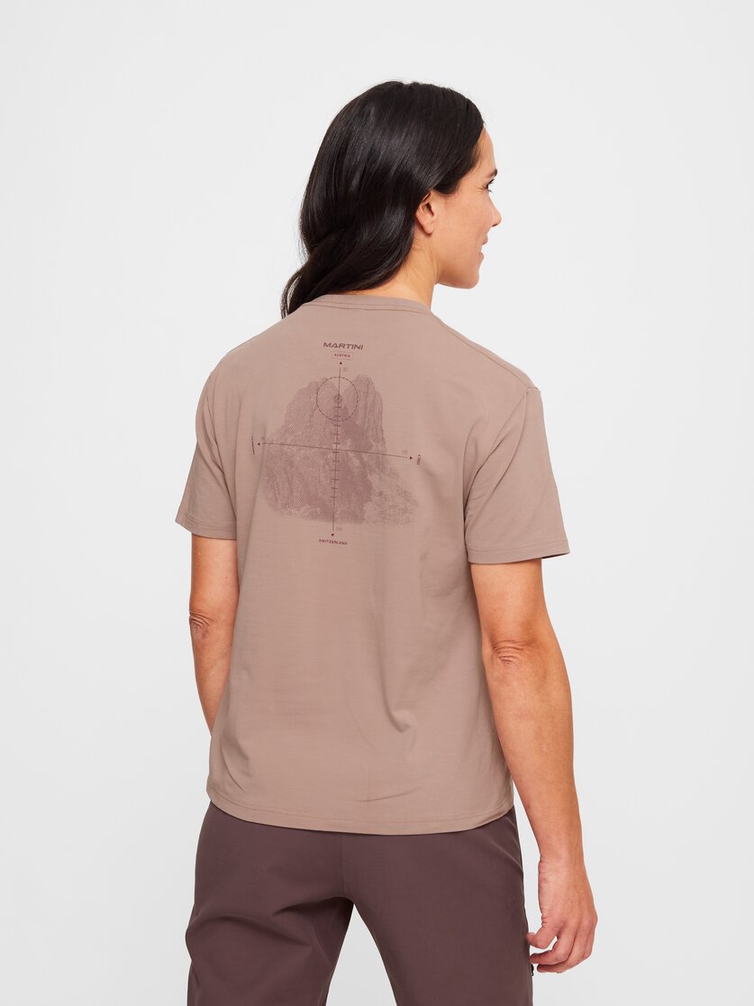 Martini Sportswear - Alpmate ComTee Shirt W - T-Shirts in off white-granite - rear view model - Women