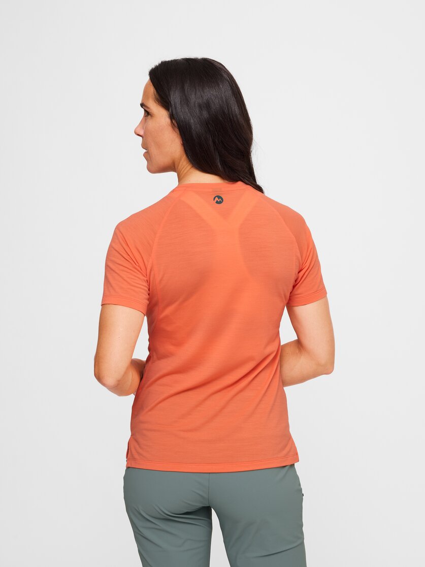 Martini Sportswear - Highventure Loom Shirt W - T-Shirts in black - rear view model - Women