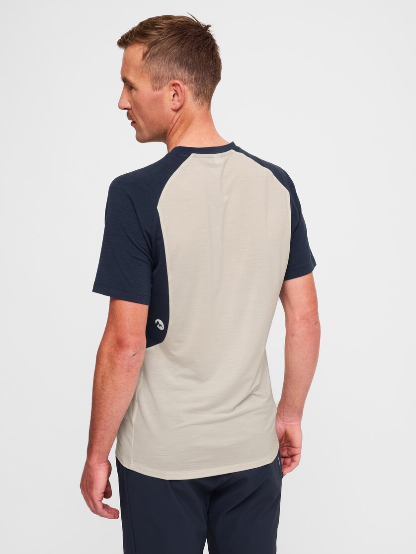 Martini Sportswear - Highventure Loom Shirt M - T-Shirts in true navy - Rückansicht Model - Herren