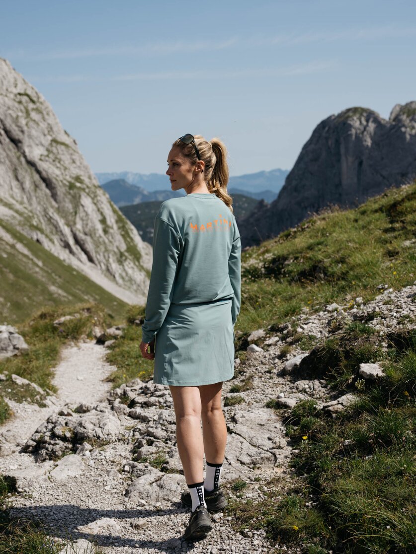 Martini Sportswear - Alpmate Roots ML Crew Neck W - Hoodies in black-white - Detail 5 - Damen