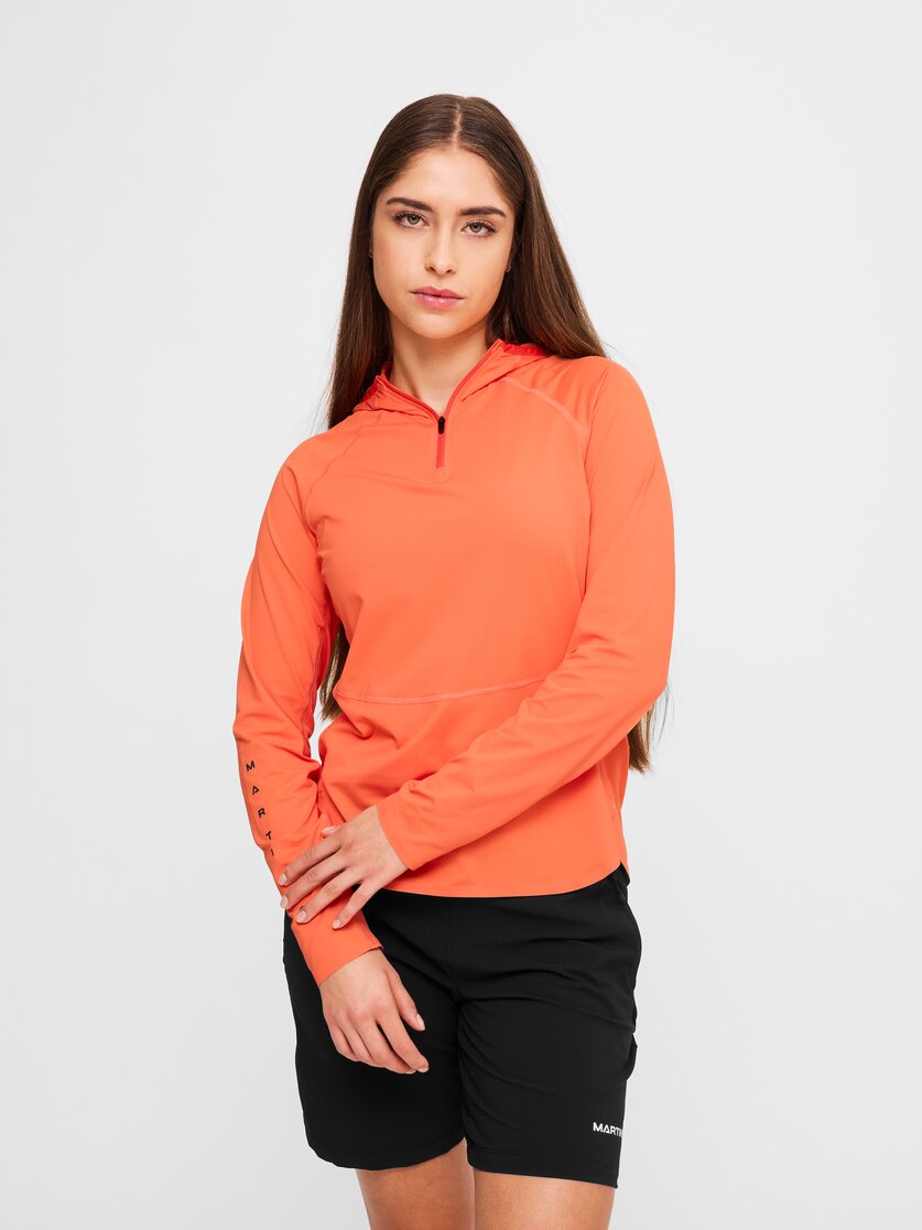 Martini Sportswear - Hillclimb ProTec Hooded Shirt W - Langarmshirts in white-black - Vorderansicht Model - Damen